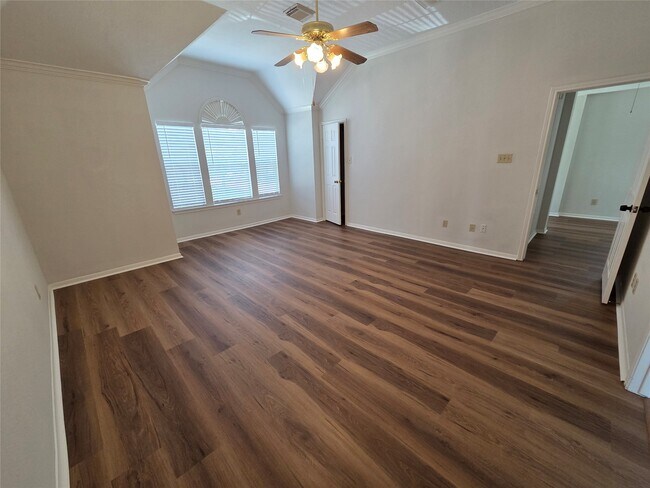 Building Photo - 17403 Canyon Knoll Dr