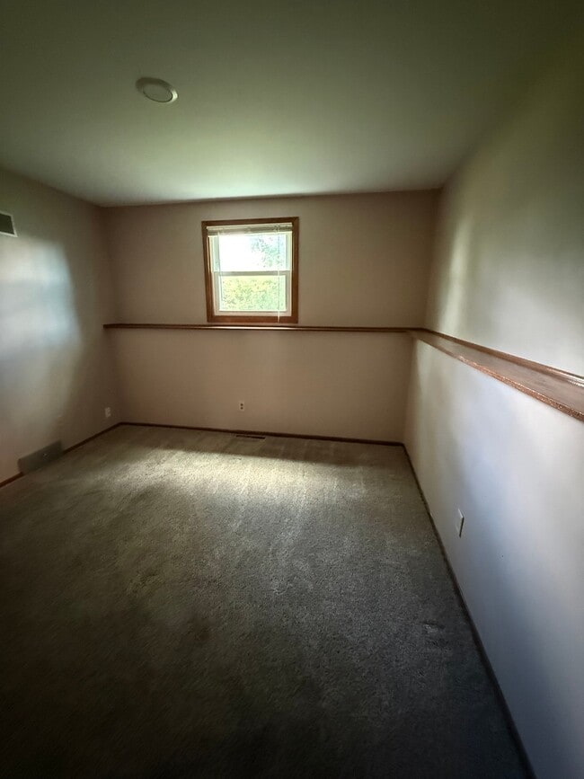 Building Photo - 10314 W Beacon Hill Dr