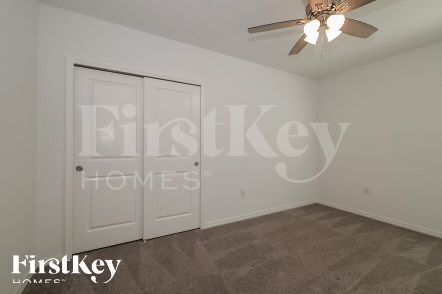 Building Photo - 5007 Vellacito Way