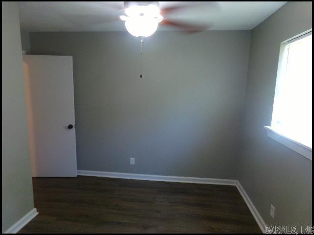 Building Photo - 7410 Valley Dr