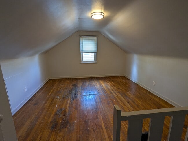 Building Photo - 2983 Moreland Dr