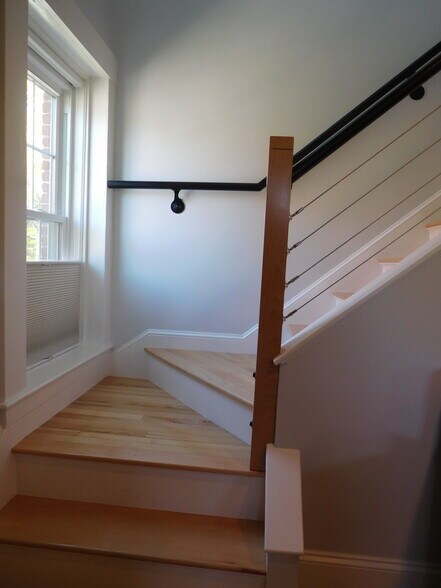 Building Photo - 125 West Merrimack St