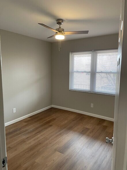 Building Photo - 1285 Mehlview Ct