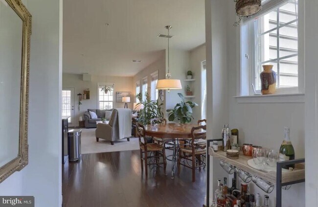 Building Photo - 670 Whitetail Dr