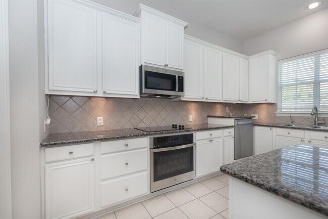 Building Photo - 21822 Mystic Point Ct