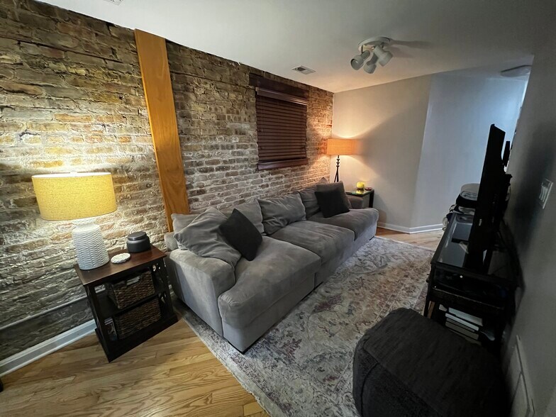 Living Area - 2328 N Southport Ave