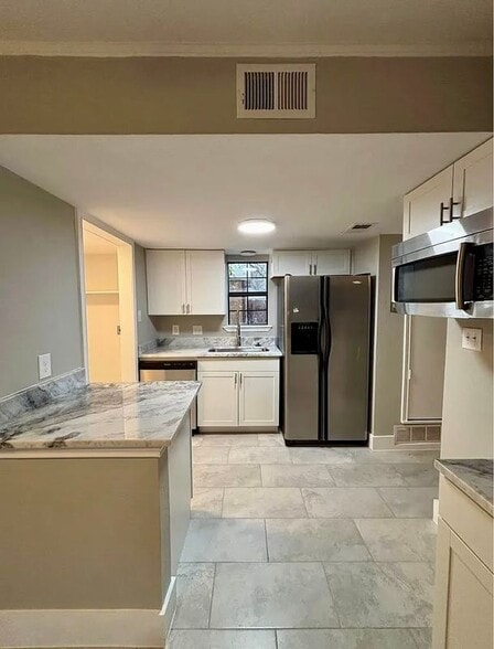 Building Photo - 5614 Harvest Hill Rd