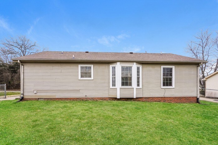 Building Photo - 2833 Nat Hoosier Ln
