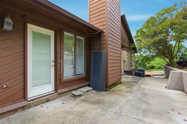 Building Photo - 317 Chandler Lake Ct