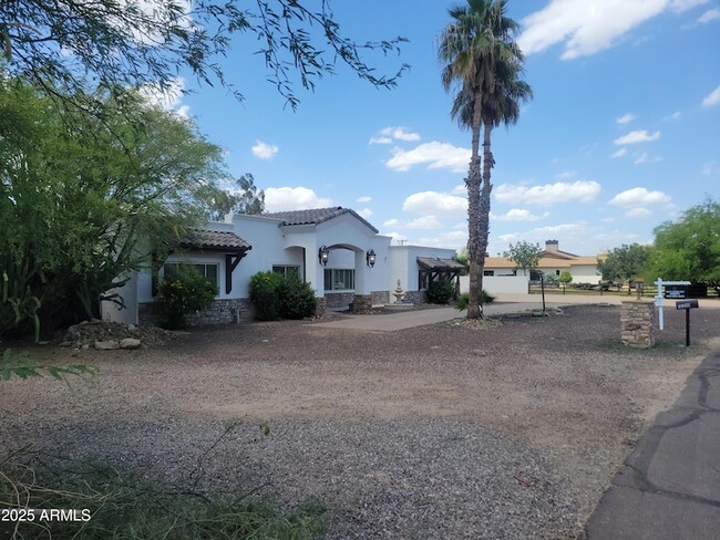 Building Photo - 12210 N 67th St