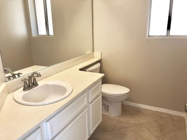 Building Photo - 2276 Manzana Way