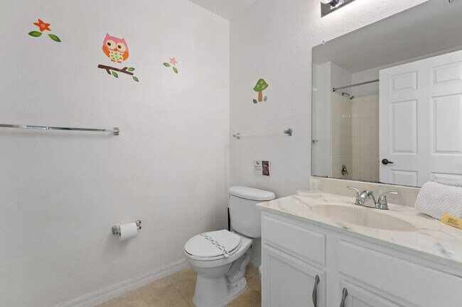 Building Photo - 2610 Lodi Cir