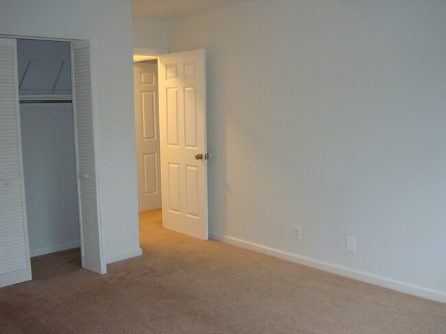 Second Bedroom - 3800 Powell Ln