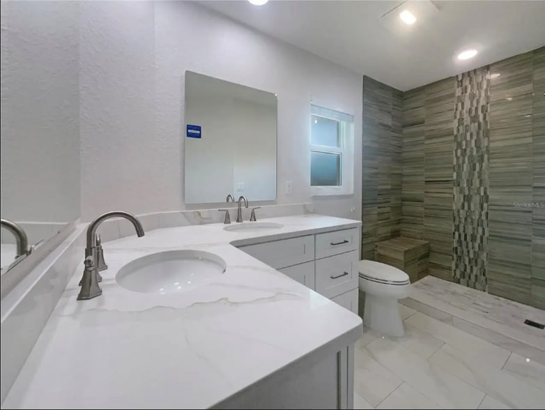 Building Photo - 790 Harvard St