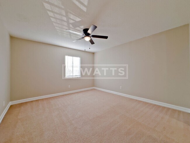 Building Photo - 1202 Woodland Vlg