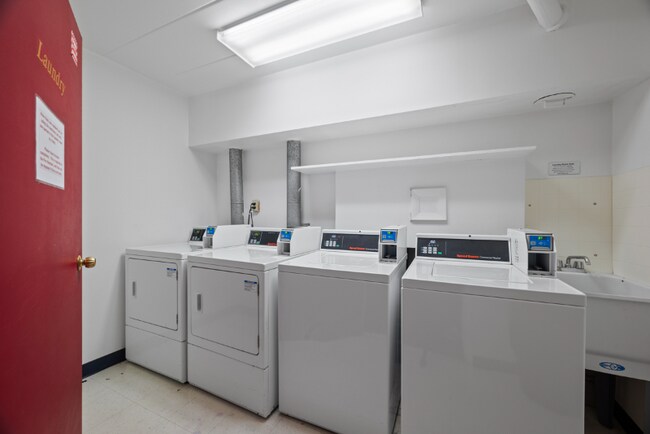 Building Photo - 5 Bayard Rd