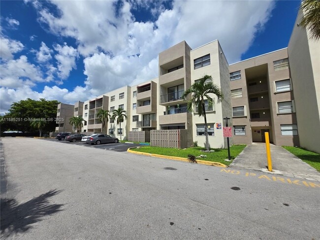 Building Photo - 8006 SW 149th Ave
