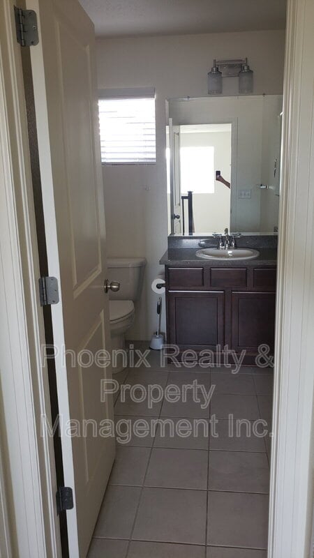 Building Photo - 337 Stone Creek Dr