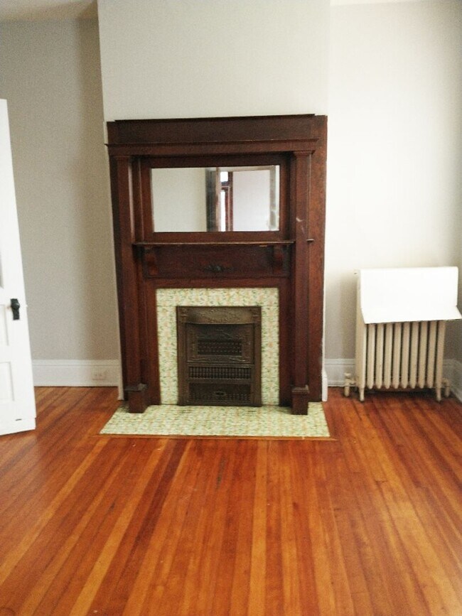 Building Photo - 3227 Jefferson Ave