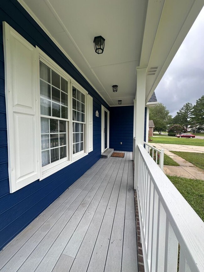 Building Photo - 7620 Hammersley Rd