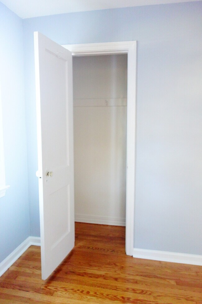 Building Photo - 8007 Garland Ave