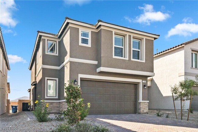 Building Photo - 3859 Painted Lady Ave