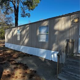 Building Photo - 3a Somerset Dr