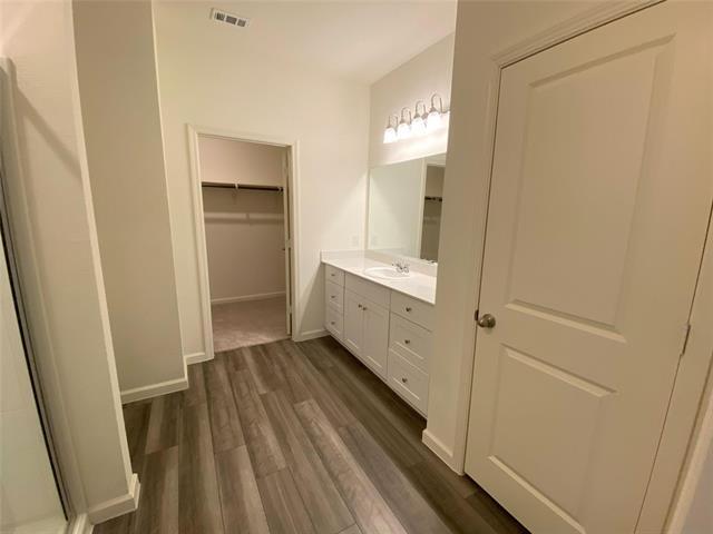 Building Photo - 3013 Aspen Dr