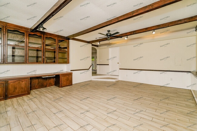 Building Photo - 13144 E 29th St