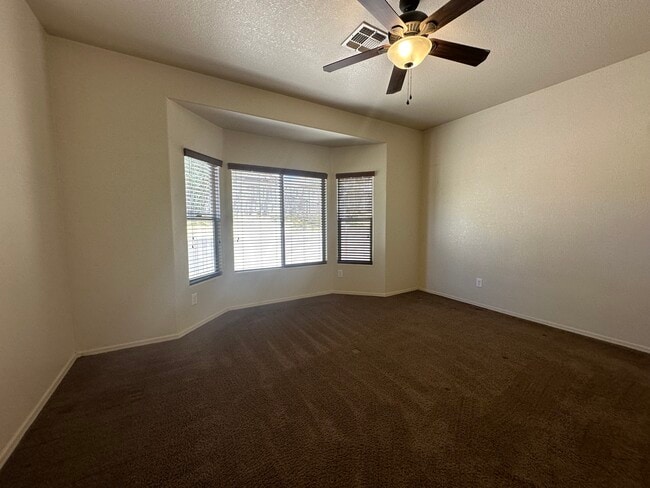 Building Photo - 1210 Paso Robles Ave