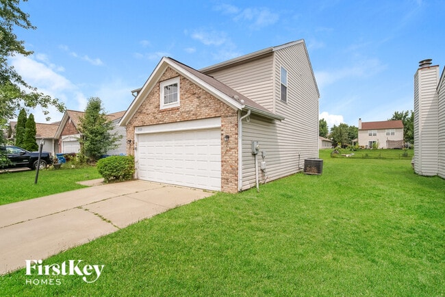 Building Photo - 11120 Fall Dr