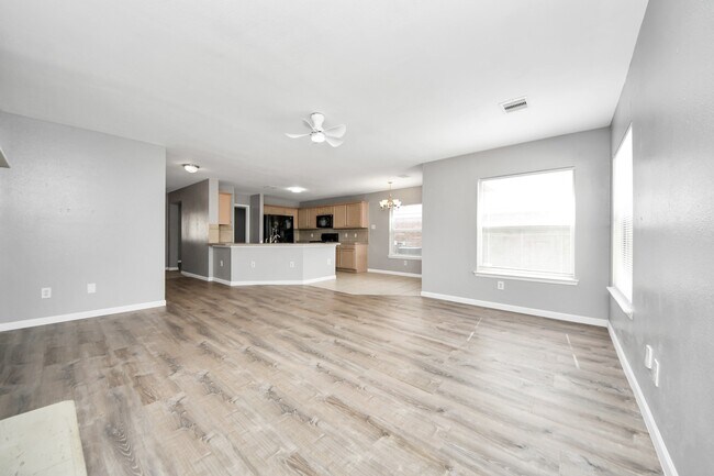 Building Photo - 14707 Country Rose Ln