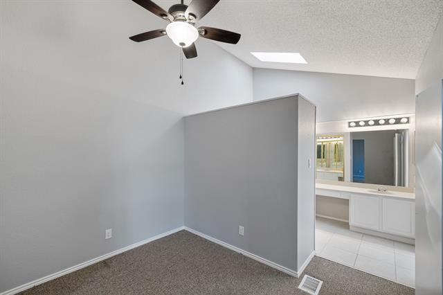 Building Photo - 563 Ranch Trail