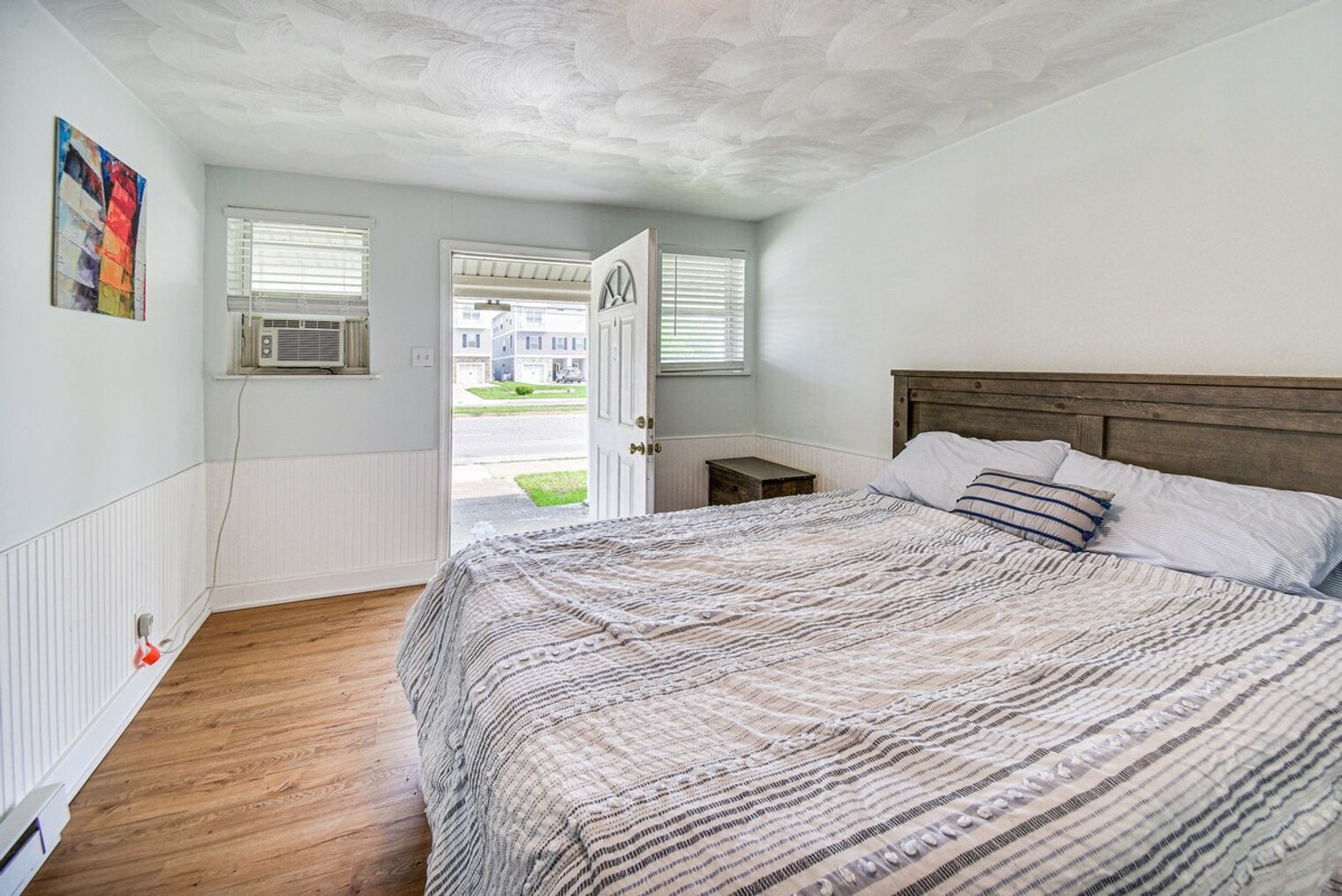 Building Photo - 9666 Rallston St