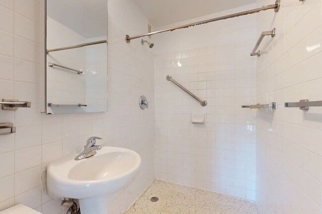 Floorplan - 1400 E. 57th Street