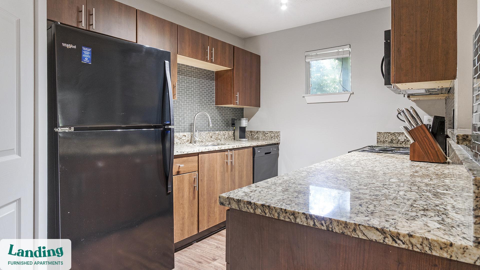 Building Photo - 2000 E Lake Pkwy