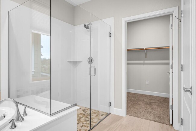 Building Photo - Available now | 3 bedroom + office | 3 full bath | Solar