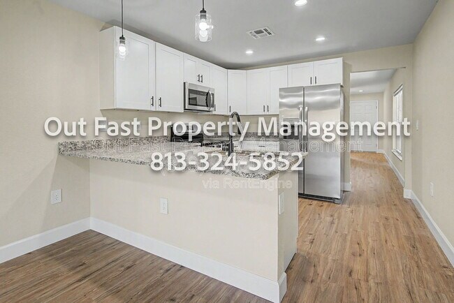 Building Photo - 1803 Venus St