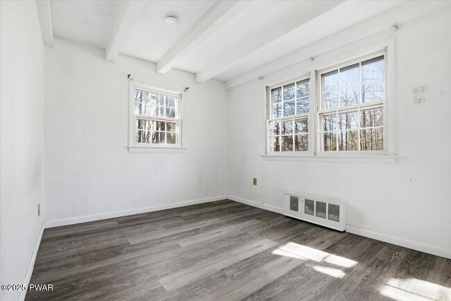 Building Photo - 50 Bear Rock Rd