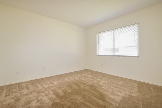 Building Photo - Beautiful 1 Bed 1 Bath Condo for Rent in O...