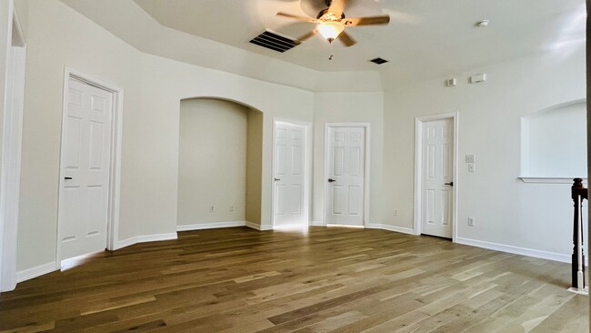 Upstairs Living/Game Room - 4304 Harpers Ferry Dr