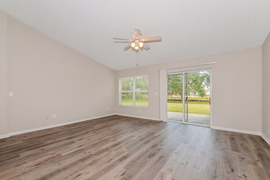 Building Photo - 11506 Summit Rock Ct