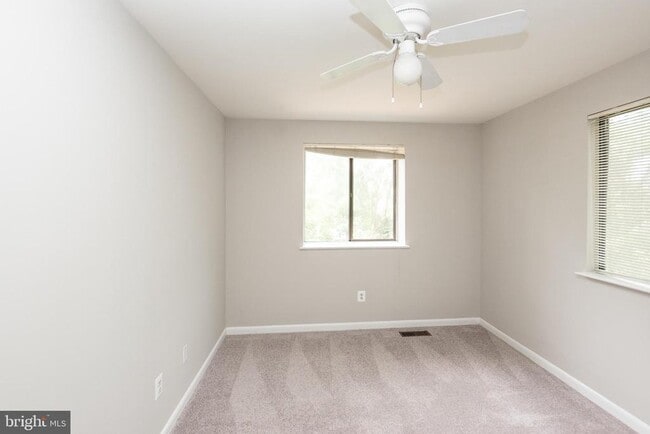 Building Photo - 515 Aspen Dr