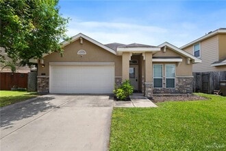 Building Photo - 33 Kika De La Garza St