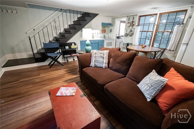 Building Photo - 290.5 Milledge Cir