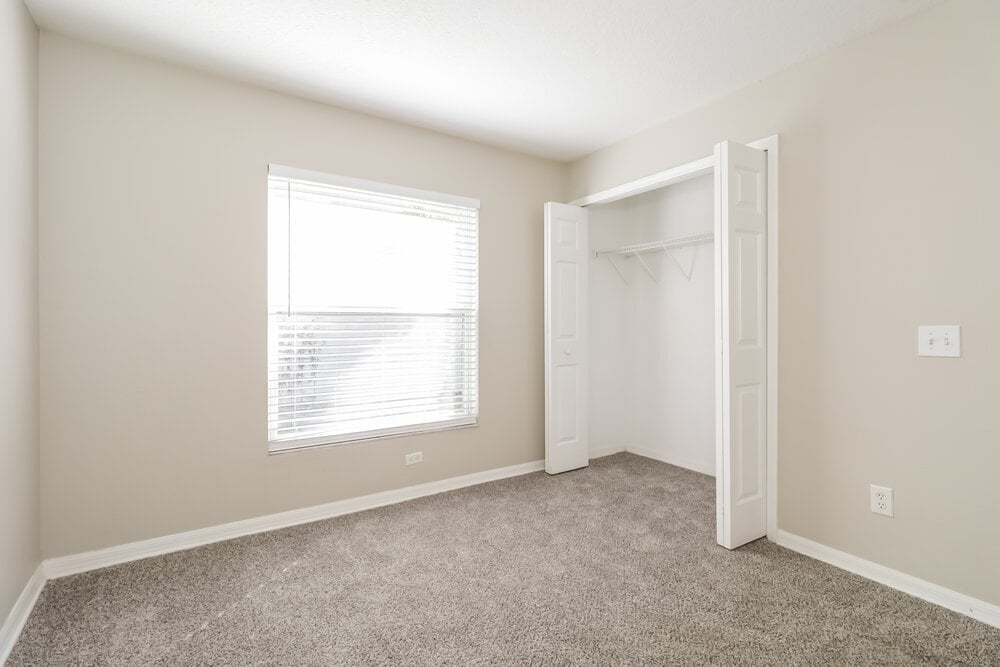 Building Photo - 8646 Persea Ct