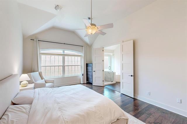 Building Photo - 9964 Madrone Dr