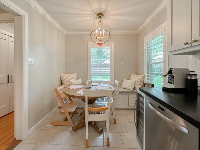 Building Photo - 3107 Broadmead Dr
