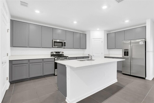 Building Photo - 26159 Feathergrass Cir