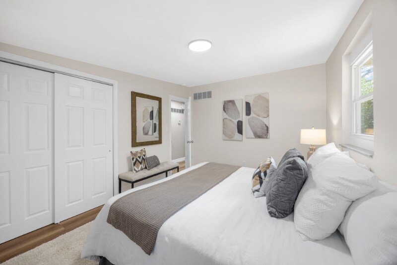 Building Photo - 57 Cheshire Dr